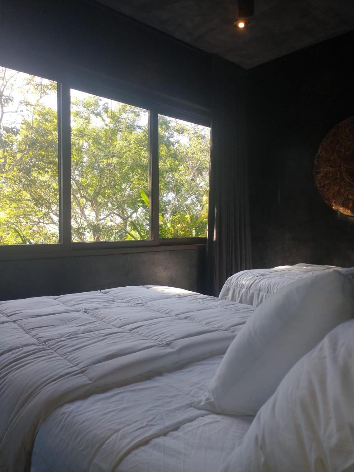Small Double Room,1695366090:JPEG